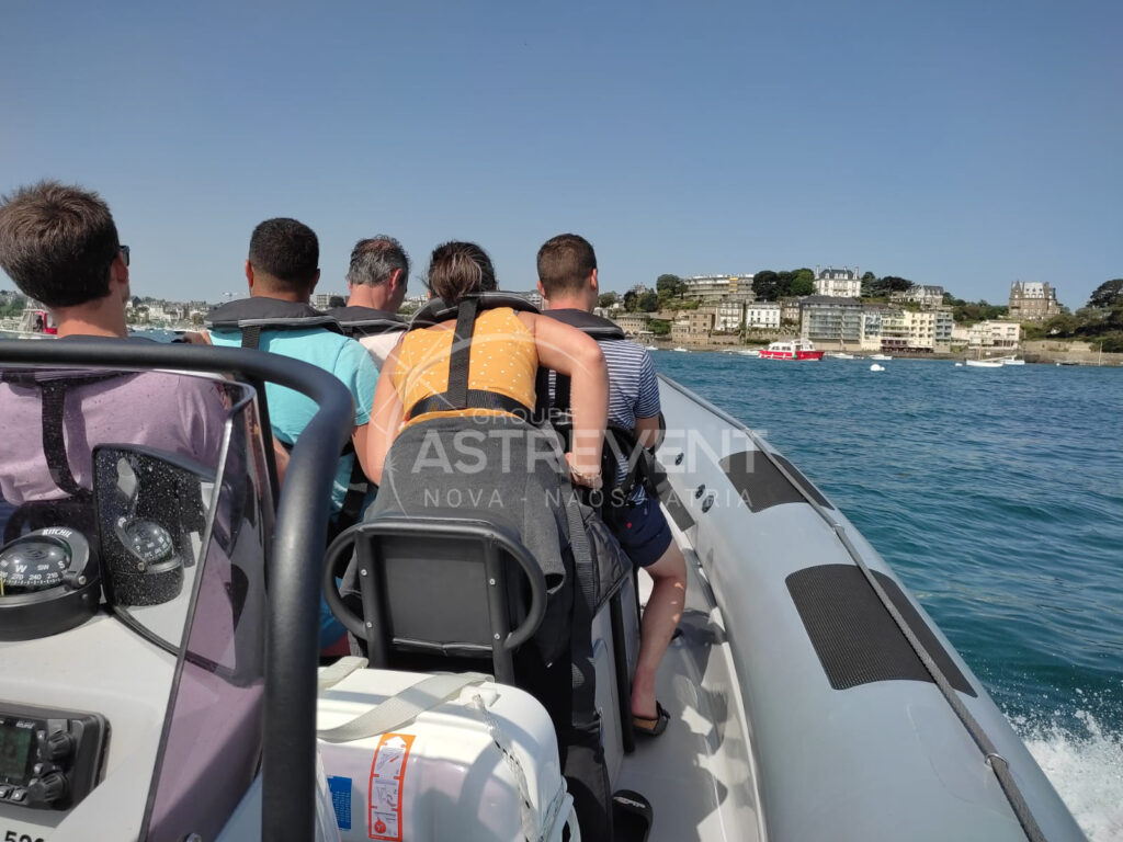 Animation Groupe Astrevent team-building rallye nautique sur St Malo ou Montpellier.