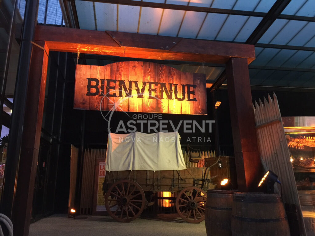 Groupe Astrevent Soirée à thème Far West à la salle du Cosec de Dinard. Une scénographie Nova.